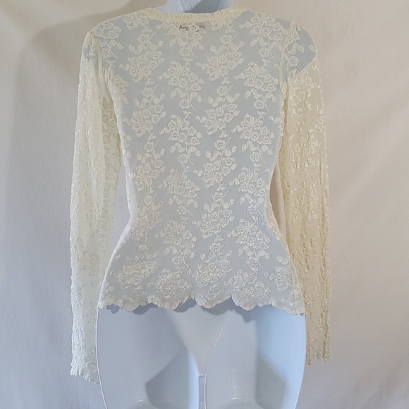 CAbi Women's Y2K Sheer Floral Mesh Top Sz M White Stretchy Fairy Feminine - Picture 2 of 11
